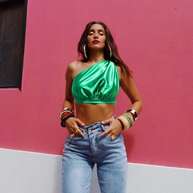 Quick Deals Sexy Sigle Shoulder Asymmetric Solid Color Satin Backless Wholesale Crop Tops
