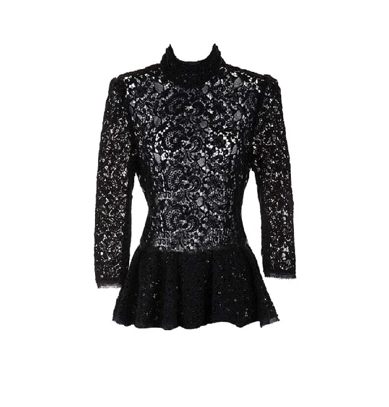 Hurry In Dahlia Top in Black Lace