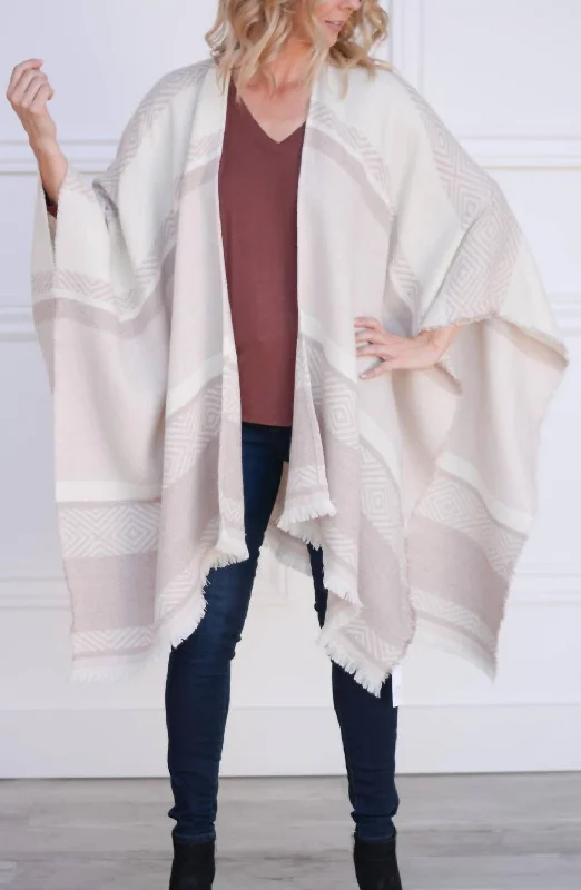 Daily Deals Kirin Poncho In Ivory Mauve