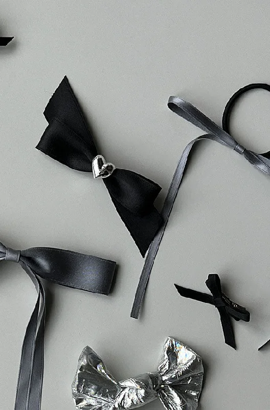 Final Markdown BOW HAIR CLIP WITH BUBBLE HEART PENDANT