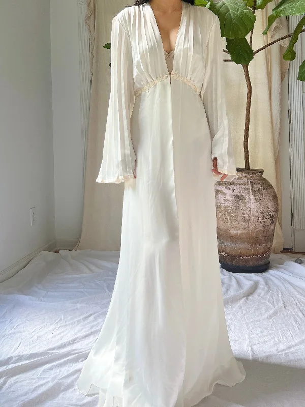 Fantastic Offers Vintage Satin Pleated Dressing Gown - S-M