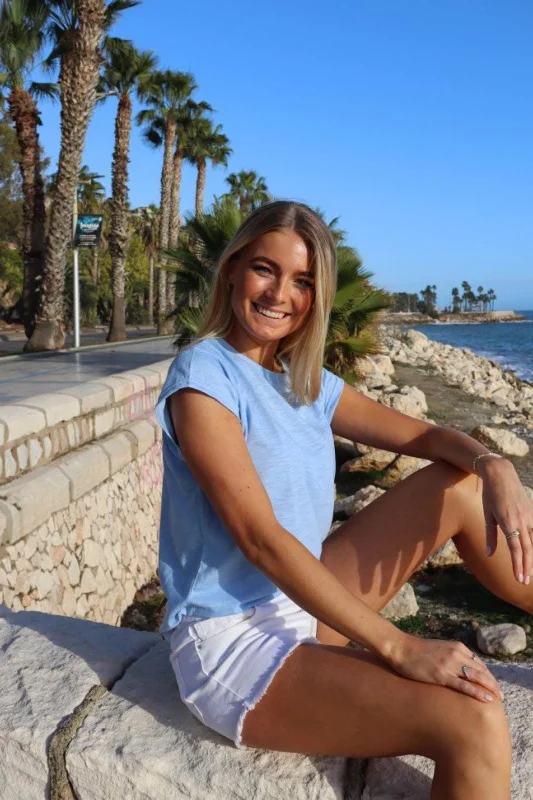 While Supplies Last Liberte - Ulla-Tshirt - Light Blue