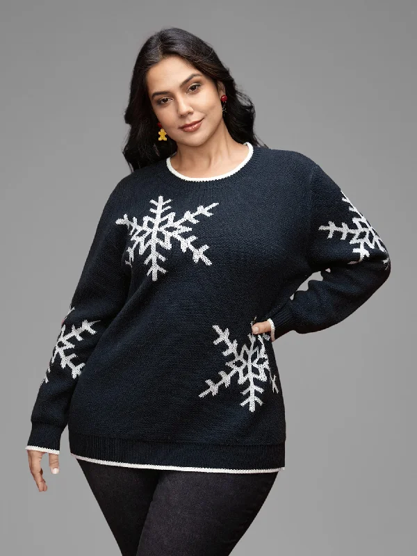 Buy More, Save More Snowflakes Pattern Contrasting Hem Pullover