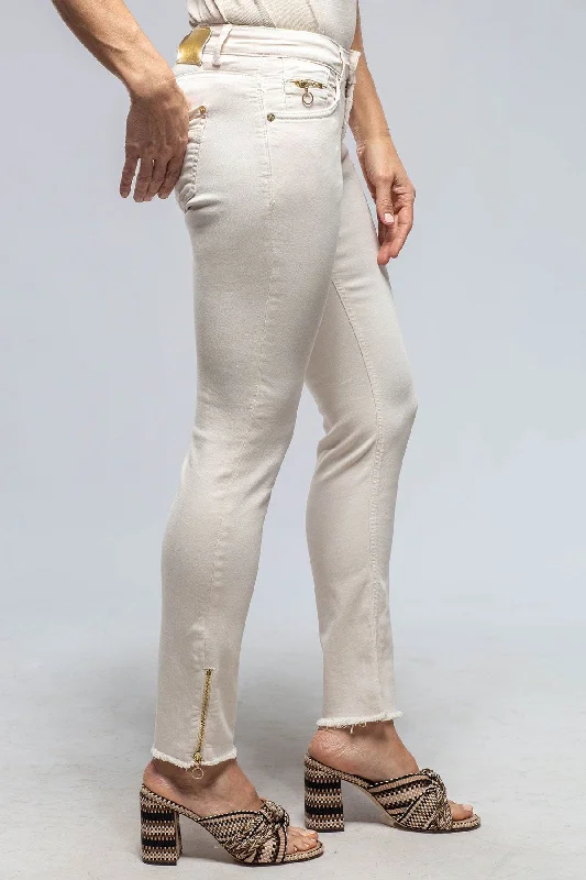 Anniversary Sale MAC Rich Slim Chic in New Antique White