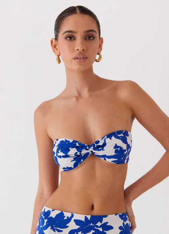 Bonus Offer Sky Gaze Twist Top - Blue Floral