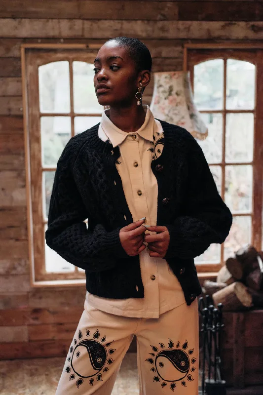 Weekend Discounts to Enjoy Quincy Cardigan Jumper | Black