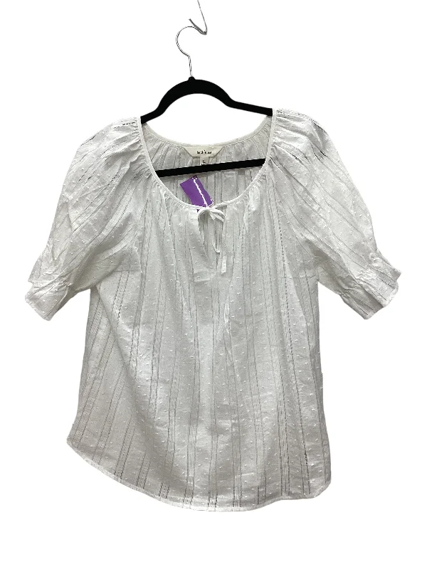 White Top Short Sleeve Clothes Mentor, Size L