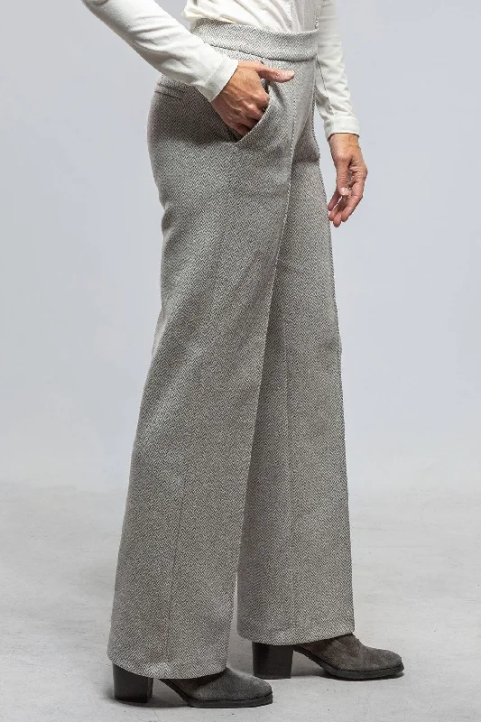 Weekend Deals to Make You Smile MAC Chiara Smart Pant In Tin Herringbone