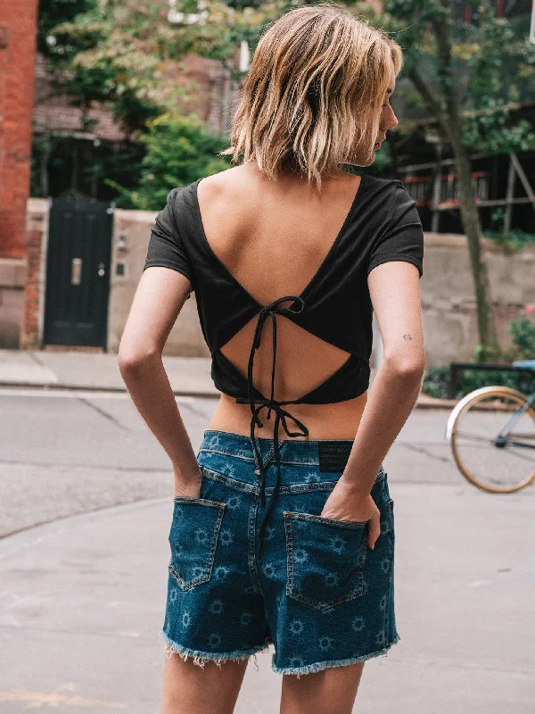The Best Prices Had Me At Aloha Top - Black