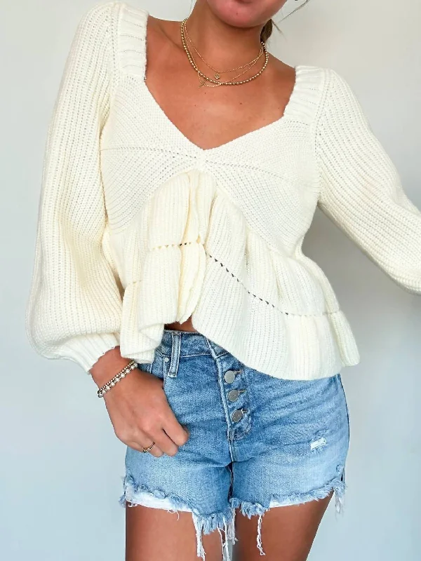 Epic Deals Madelyn Sweetheart Sweater Top In Cream
