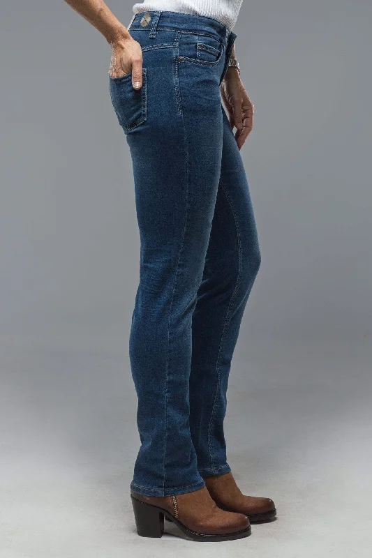 Savings Soar This Weekend MAC Dream Straight in Medium Blue