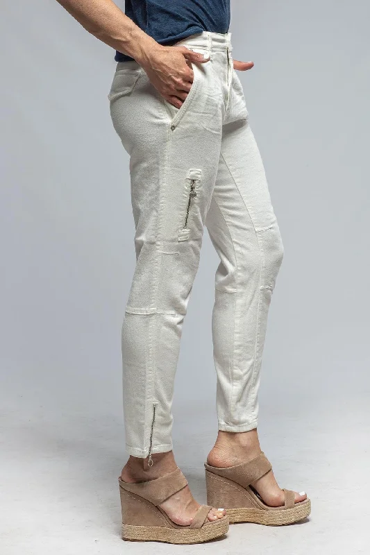 Seasonal Sale MAC Rich Cargo Denim in Marshmallow