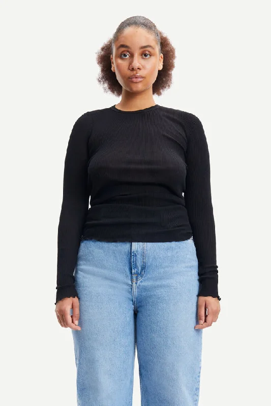 Weekend Specials Just for You Doudo T-Shirt | Black