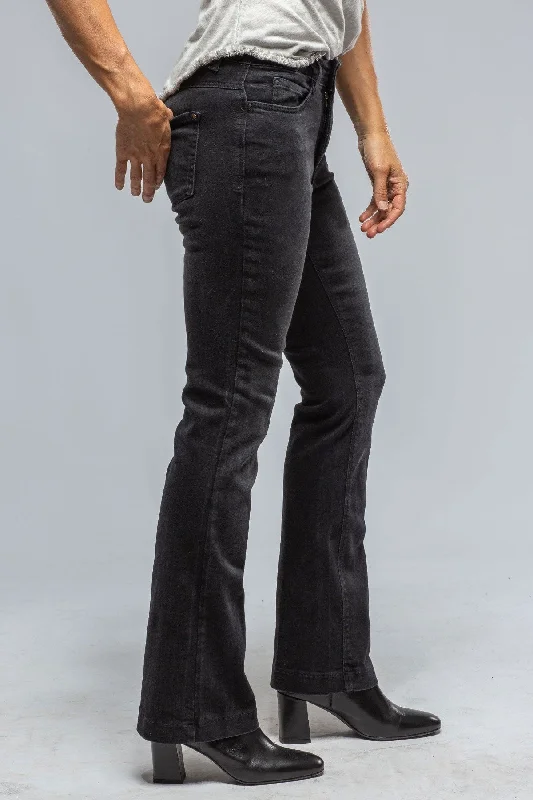 Weekend Shopping Extravaganza MAC Dream Boot in Modern Black Net Wash