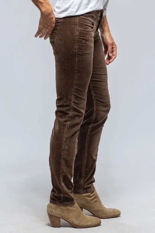 Weekend Bargains to Savor MAC Dream Slim Velvet in Fawn Brown