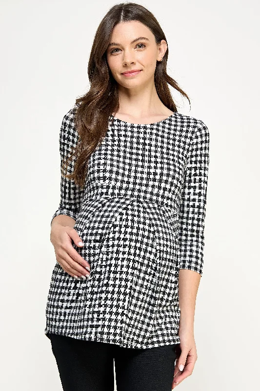 Checkered 3/4 Sleeve Front Pleat Maternity Top